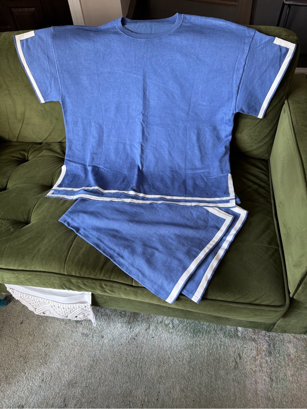 Imily Bela Womens 2-piece Lounge Set size XXL.